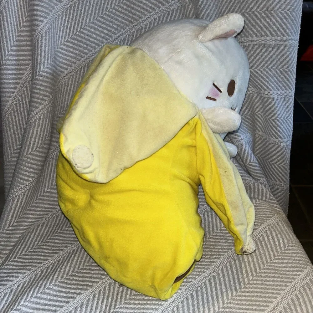 Funko Pop! Plush: Bananya - Bananya (16 inch) Figure (GameStop‎ Exclusive)